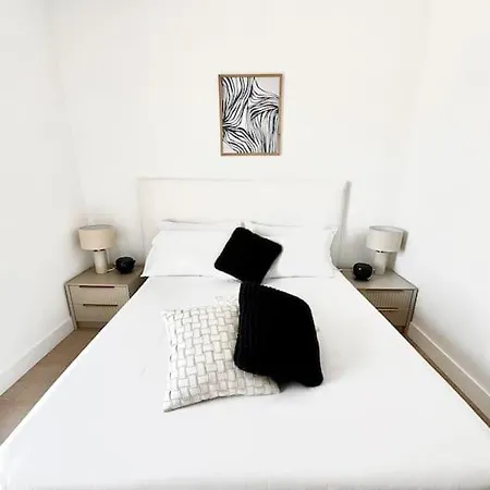 Aptments4 - Real Estate Solutions Apartment Olbia